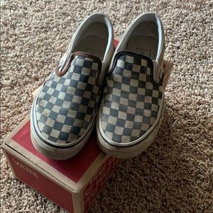 Checked white and black vans